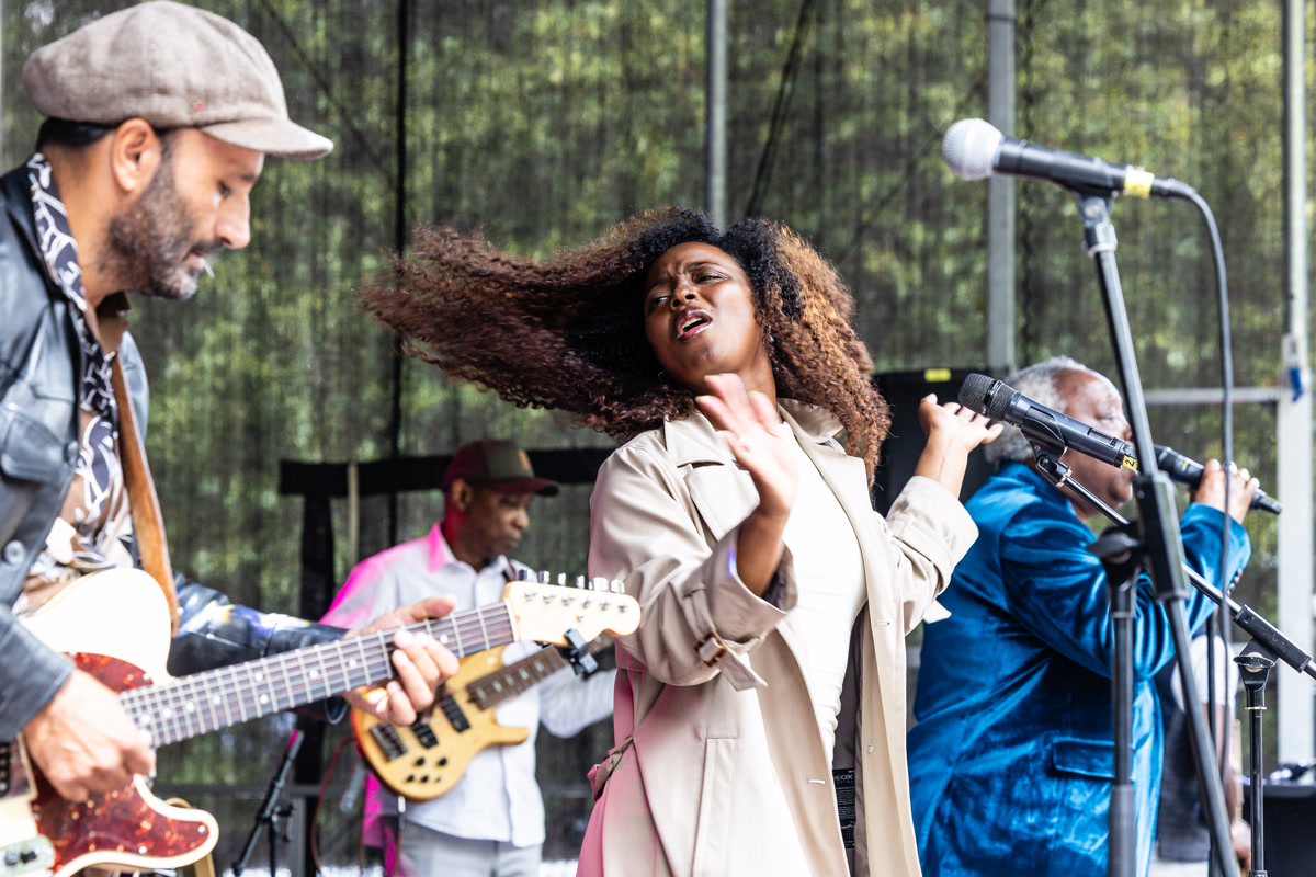 Dennis Burke's Soul Kitchen Performance