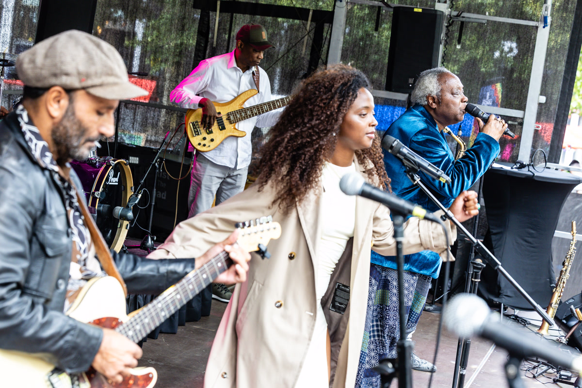 Dennis Burke's Soul Kitchen Performance